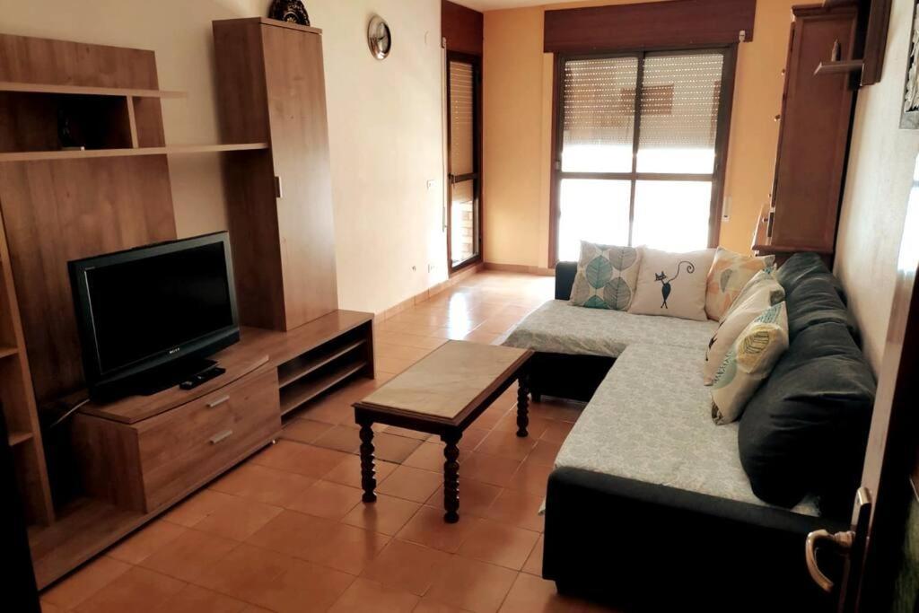 Apartamento Para 6 Personas En Barbastro Ngoại thất bức ảnh