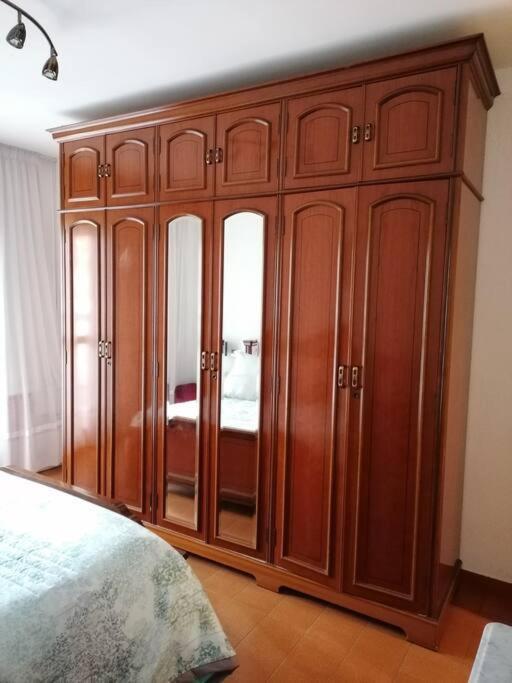 Apartamento Para 6 Personas En Barbastro Ngoại thất bức ảnh